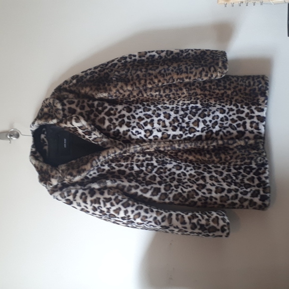 Leopard faux fur coat - Picture 3 of 10